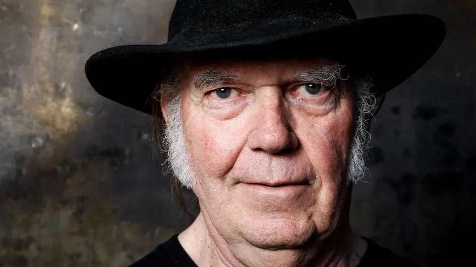 Boom, Boom, Boom! Neil Young mexe nas gavetas e anuncia lançamento de disco arquivado no início dos anos 2000