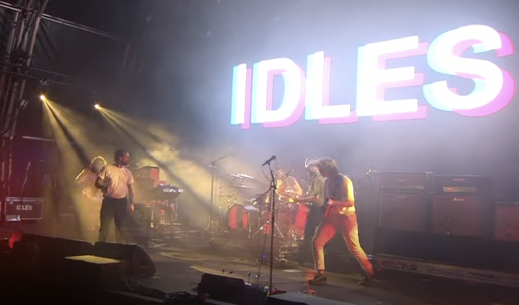 Tudo ao vivo, em festival. Turnstile na Holanda, Fontaines D.C. na Inglaterra, Idles na Espanha