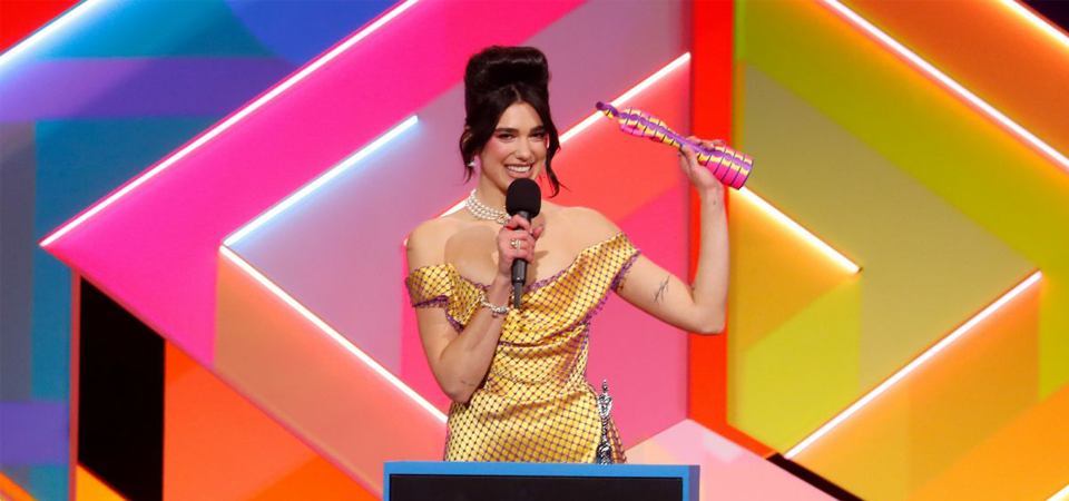 As apresentações legais do Brit Awards, ontem. Tirando a do Coldplay, que já mostramos