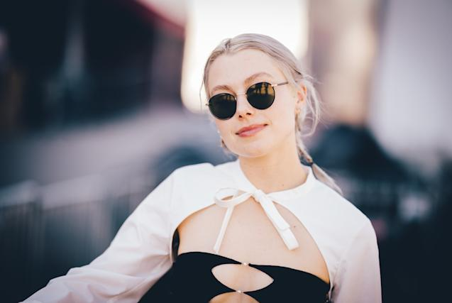 Novo filme dos Minions faz a Phoebe Bridgers regravar clássico do Carpenters