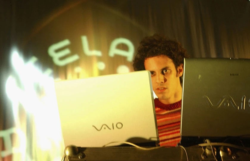 Four Tet solta a nova “Scythe Master” e anuncia coletânea com participações especiais