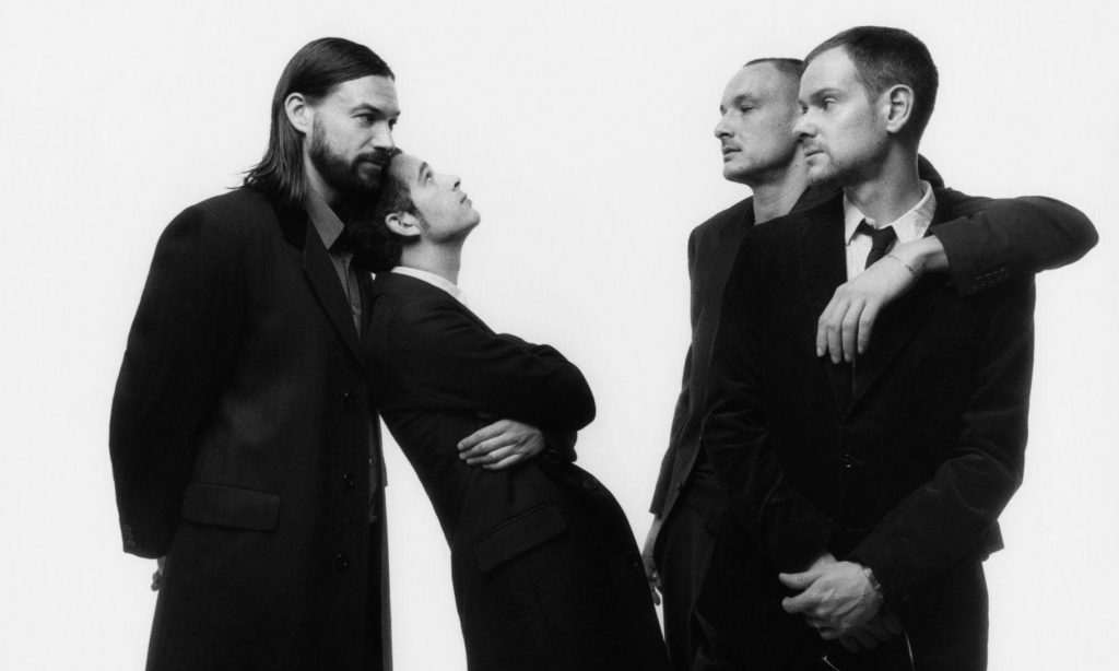 The 1975 lança novo single. Ouça a despretensiosa “Happiness”