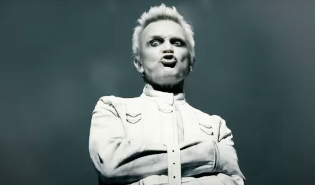 Billy Idol, outro poploader da hora, anuncia EP novo e lança vídeo “amarradão”