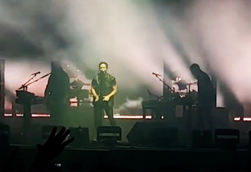 Nine Inch Nails toca Bowie em show na Califórnia