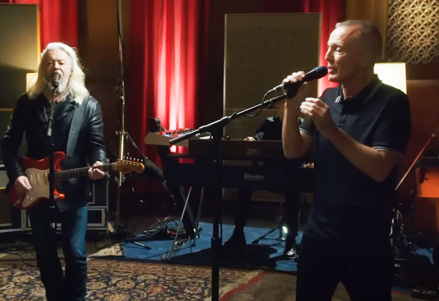 Que session classe. Tears for Fears toca novas e clássicos em rádio da Califórnia