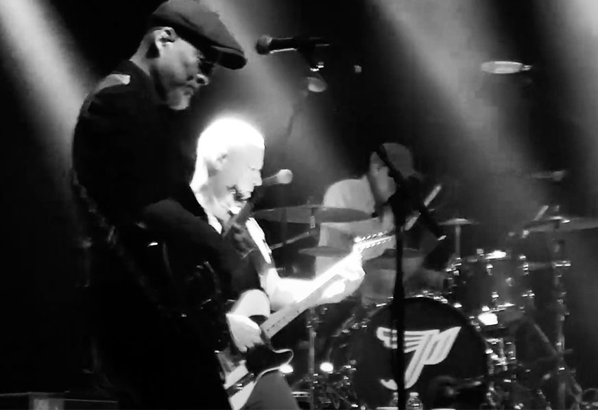 O último antes da América do Sul (oi, Rio, oi, SP). Como foi o show dos Pixies ontem em Nova York