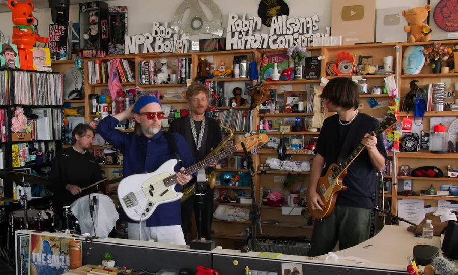 The Smile em versão crua e intimista: confira a ótima session de Thom Yorke e seus parceiros para o “Tiny Desk”