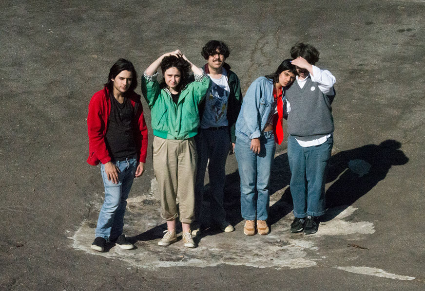 CENA – Destaque da nova geração indie pop, Pelados mostra seu novo álbum ao vivo no Bar Alto