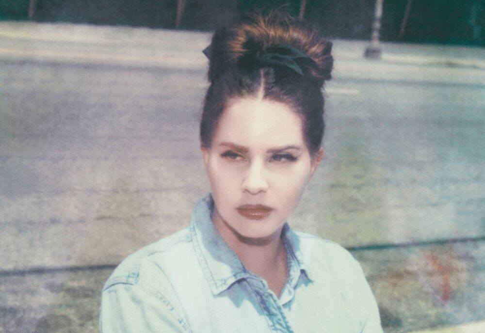 Tá chegando a hora! Lana Del Rey libera “The Grants”, novo single do disco que será lançado semana que vem