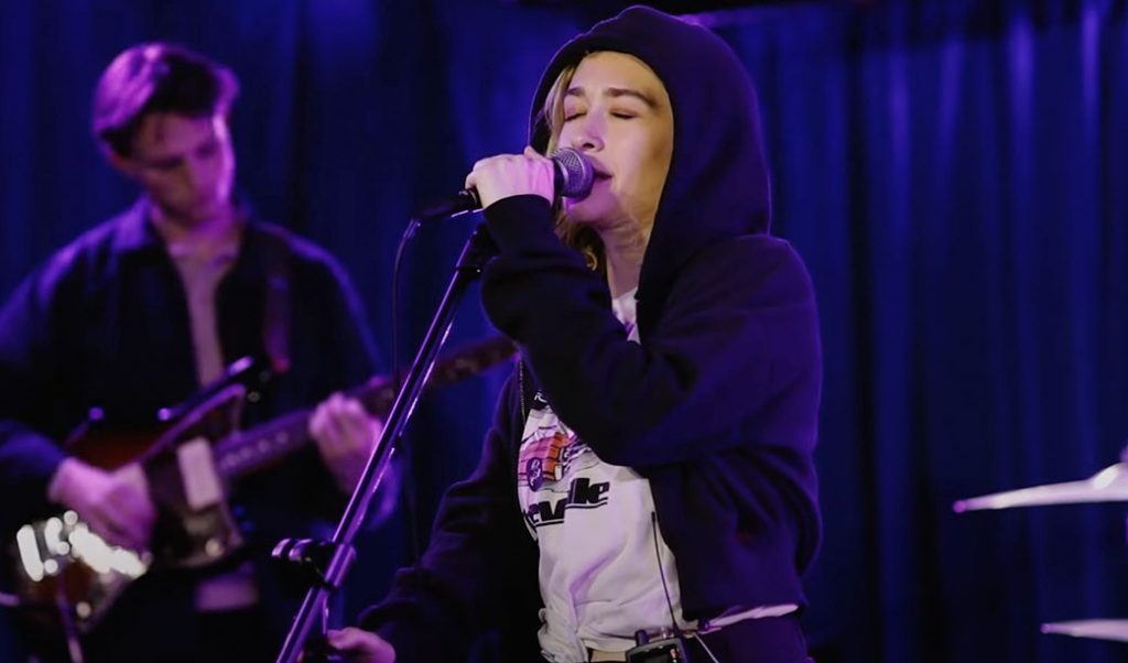 Popnotas – Blondshell em session. A vida da Kali Uchis pós-Lolla. Civic em performance no Sxsw. E o Hold Steady surpreendendo (mesmo!)