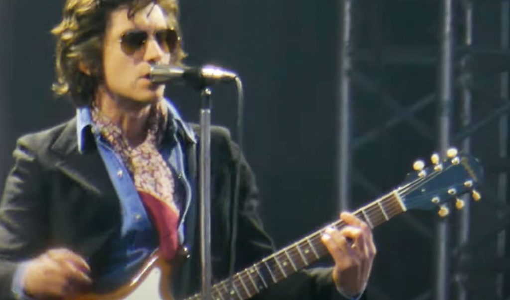 A coisa de “Mardy Bum”. Arctic Monkeys toca ao vivo seu “hit escondido” pela primeira vez desde 2007
