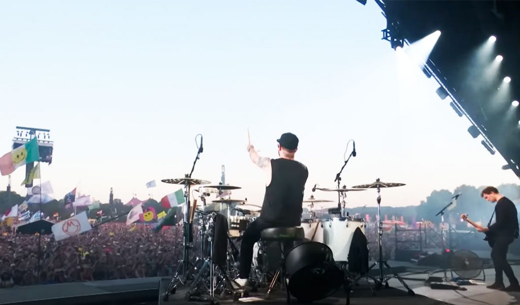Glastonbury parte 6 e final – Vídeos da BBC, estrelando Hot Chip, Weyes Blood, Manic Street Preachers, Murder Capital, Slowdive, Loyle Carner, Christine and the Queens, Fever Ray e mais Lil Nas X