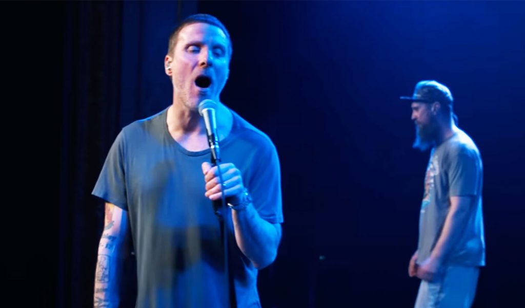 Sleaford Mods para americano ver. Confira performance (mesmo) insana (mesmo) para a rádio KEXP