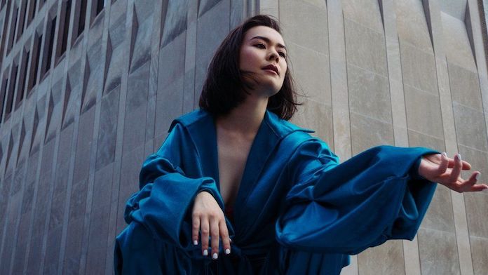 Após lançar um dos melhores discos de 2022, Mitski solta novo single e anuncia outro álbum para setembro