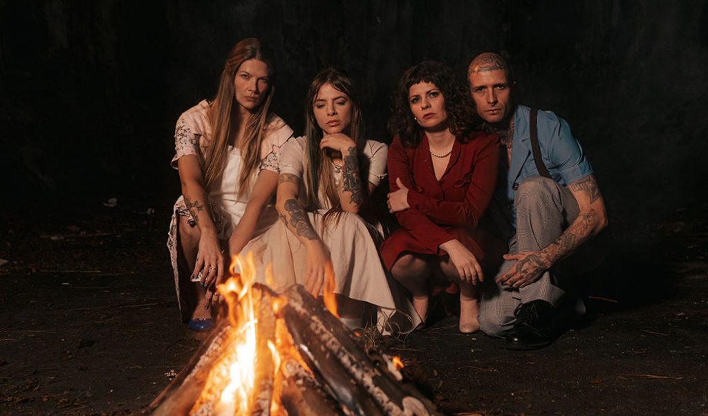 CENA – The Mönic taca fogo em novo single e vídeo. Metaforicamente ou não. Ouça “Atear”