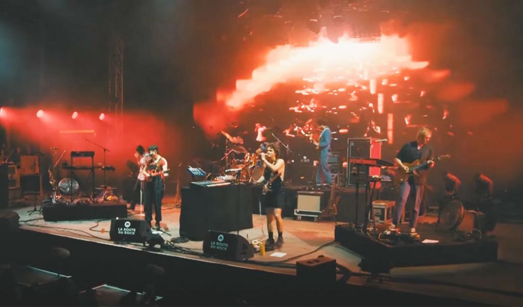 Um show inteirinho do King Gizzard no festival francês La Route du Rock? Pois não…