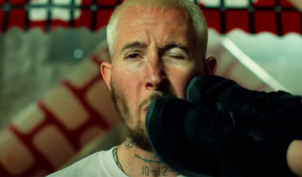 O punk morreu e as crianças estão bem violentas. O novo vídeo do Soft Play. Quem?