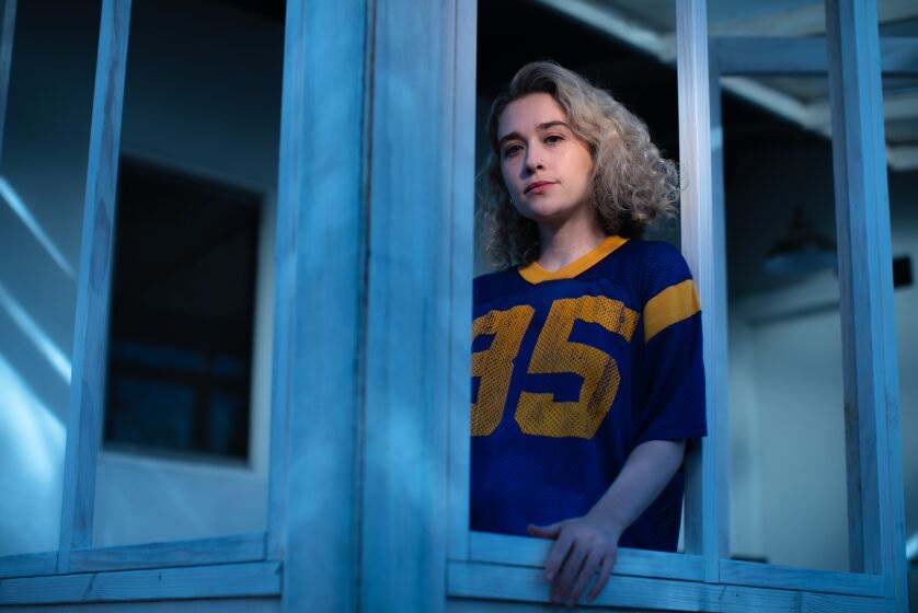 Com duas músicas inéditas e um sonzinho Bossa Nova, Blondshell turbina seu próprio disco de estreia, que já era um dos melhores do ano