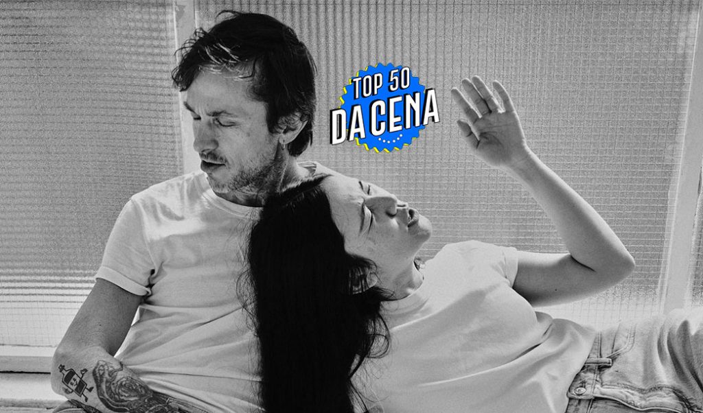 Top 50 da CENA – Quem diria, o TUM bota o indie em primeiro. Fabiana Cozza traz o samba para o segundo. Monna Brutal emplaca seu flow originalíssimo em terceiro