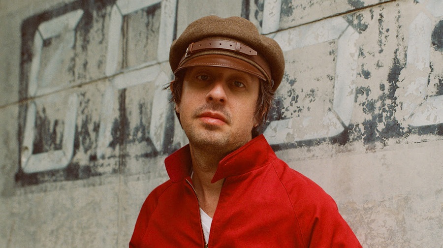 Anti-herói alternativo, Adam Green será homenageado em disco repleto de estrelas do indie