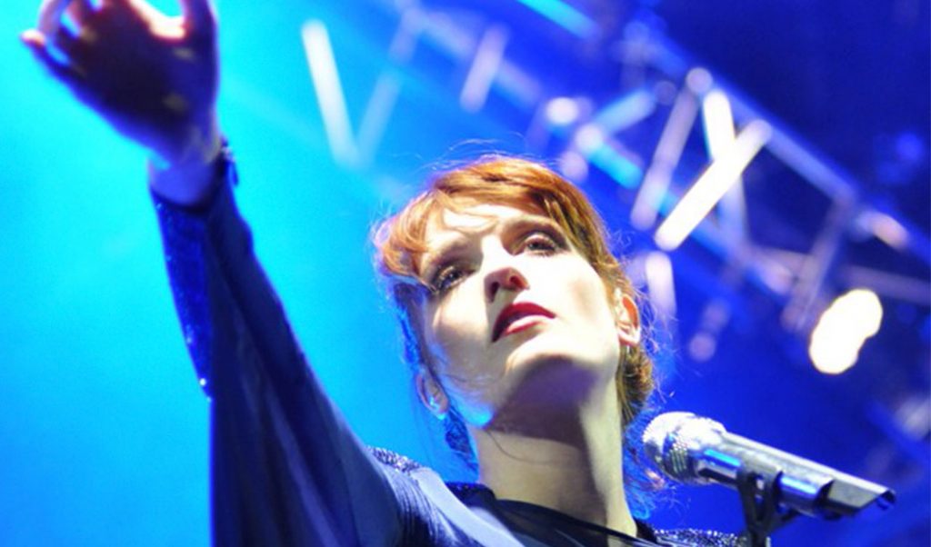 Popnotas – A série fashion, a Segunda Guerra e a Florence and the Machine. Paramore fazendo o Talking Heads. E o Radiohead em ritmo de soul, “apenas”