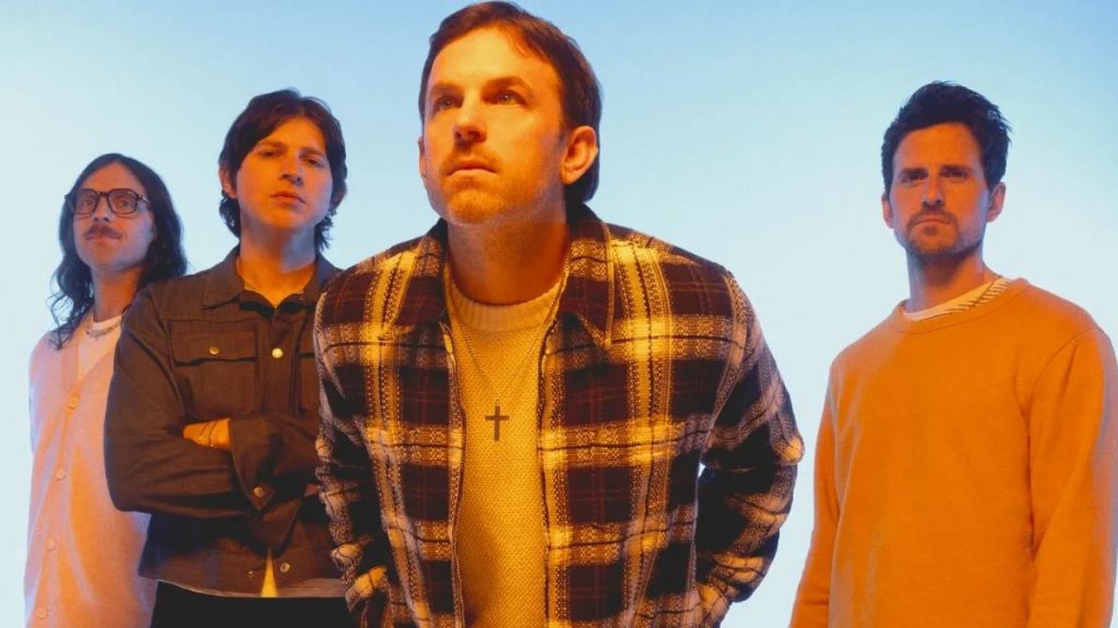 Kings of Leon: a nova música, o novo disco, a nova turnê e o convite para a diversão