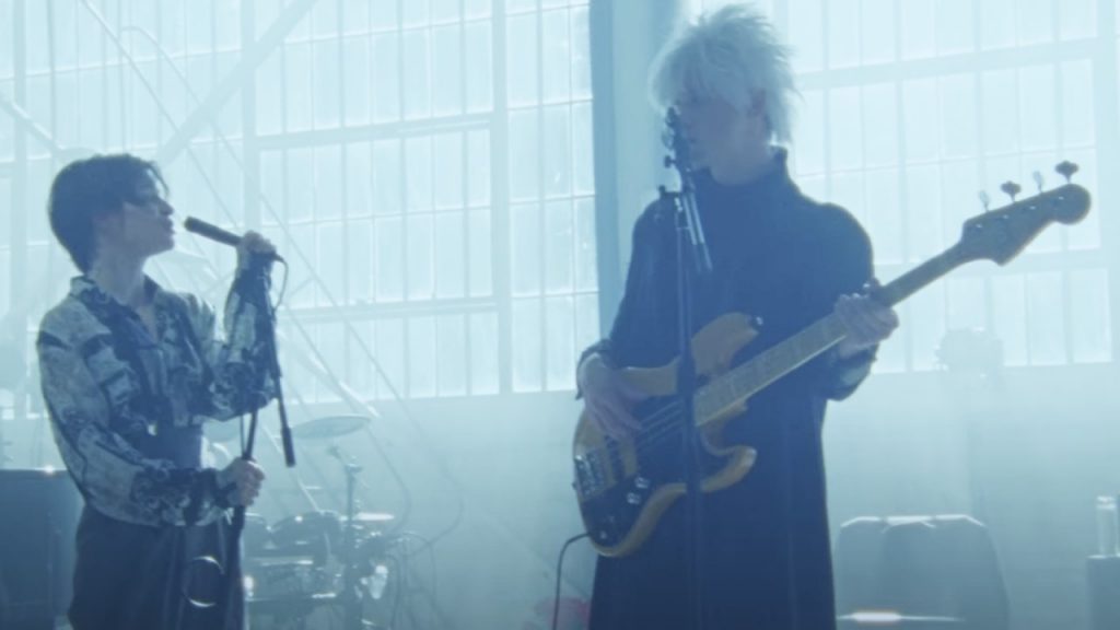 MGMT assume um U2 rápido, chama o Chris(tine) para novo single e prepara a chegada, sexta, do quinto álbum