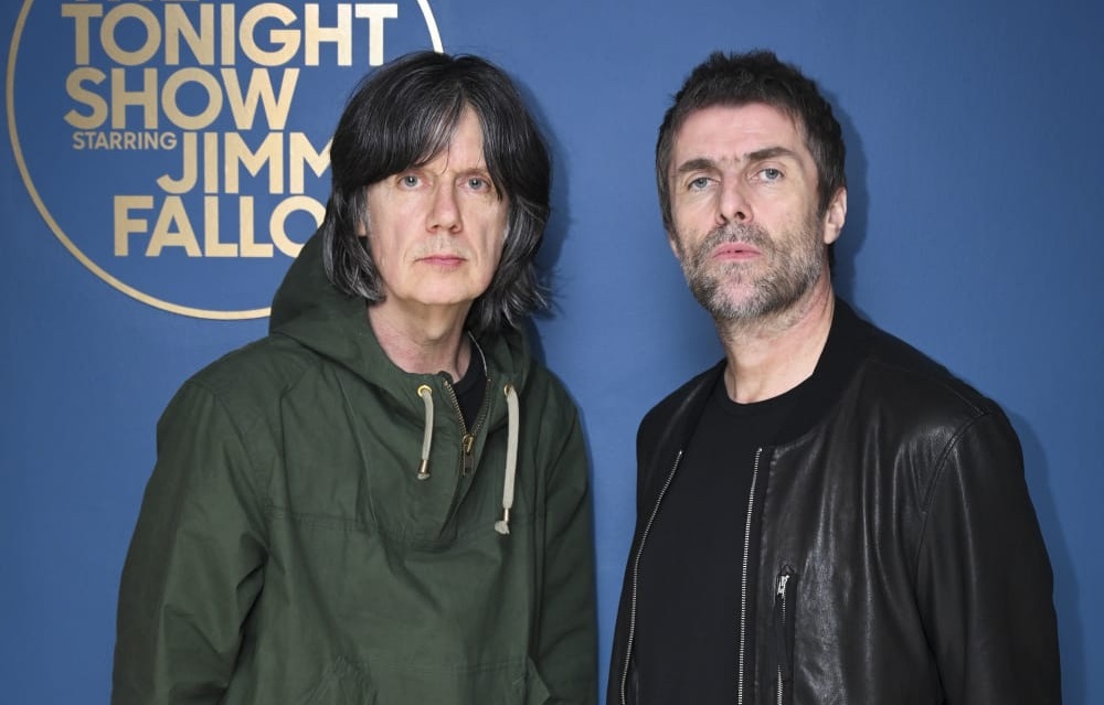 Popnotas – Liam Gallagher canta blues na TV americana. A nova demo da PJ Harvey. E o novo single da Beth “Portishead” Gibbons