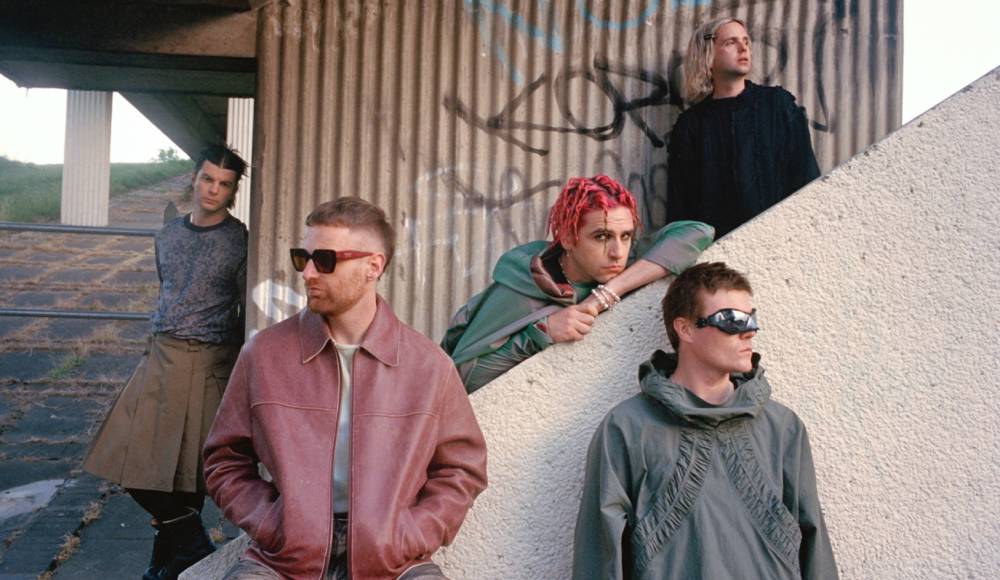 Fontaines D.C. lançam novo single, que vai fechar o novo álbum deles. Ouça (e veja) a poderosa “Favourite”