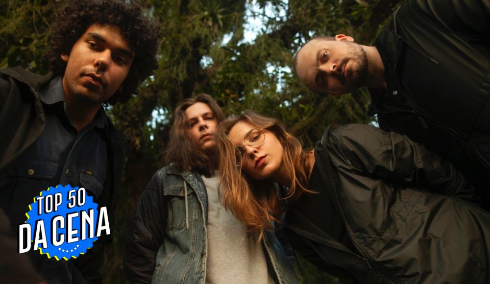 Top 50 da CENA – Adorável primeiro lugar para a Adorável Clichê. De conchinha com a Duda Brack. E uma homenagem a Luiz Chagas. Este é o nosso pódio da semana