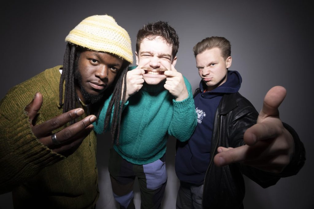 Uma das melhores bandas dos últimos tempos, o Black Midi chegou ao fim (ao menos por agora)