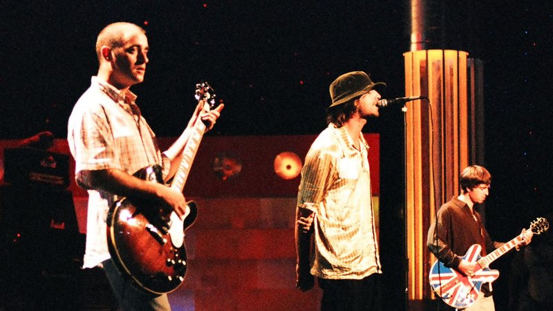 Popnotas Oasis – Velho conhecido deve voltar ao grupo. A projeção das vendas de ingressos. E o Noel em estúdio. Hein?