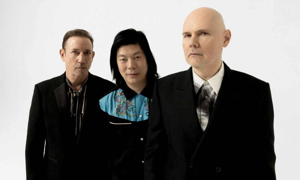 Com mais guitarra e menos synth, Billie Corgan entrega em novo disco um pouco (mas não muito) “daquele”  Smashing Pumpkins