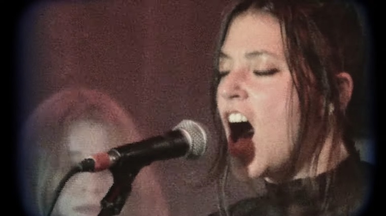 Popnotas – A nova música bonitona da Sharon Van Etten e sua banda. O novo vídeo esquisito da Clairo. E o Nudedragons, ex-Soundgarden, se reunindo para um show em Seattle