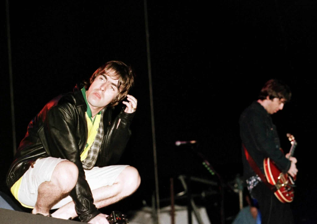 Definitivamente, talvez… Liam Gallagher dá indícios de setlist dos shows da volta do Oasis