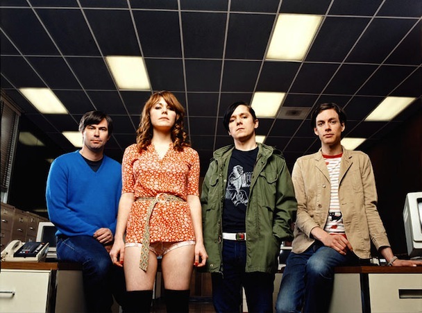 Eita… Anúncio de festival entrega possível volta do Rilo Kiley após 17 anos