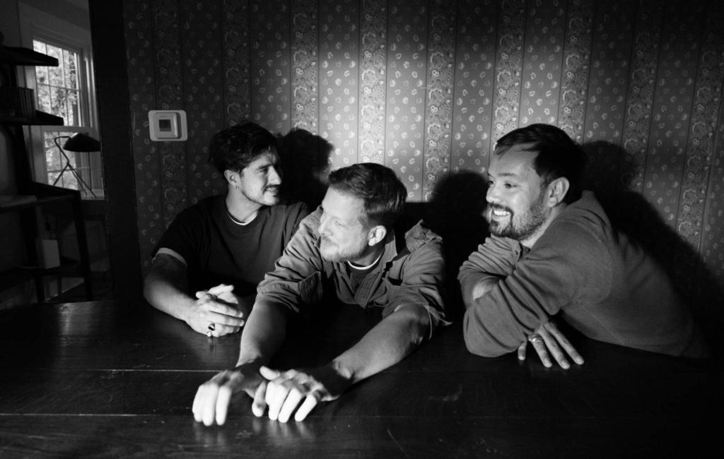 Popnotas – A nova música do Mumford & Sons. A volta de Paul Simon aos palcos após 7 anos aposentado. E o Morrissey esticando a turnê pelo verão europeu