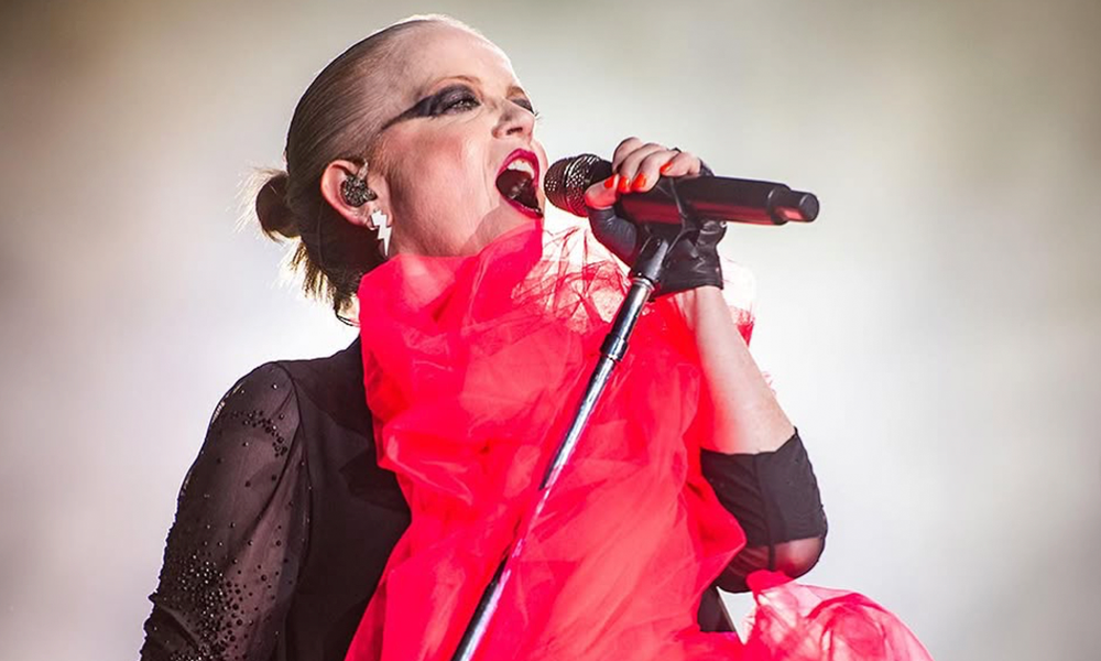 Garbage, que toca no Brasil em março, anuncia álbum “esperançoso”