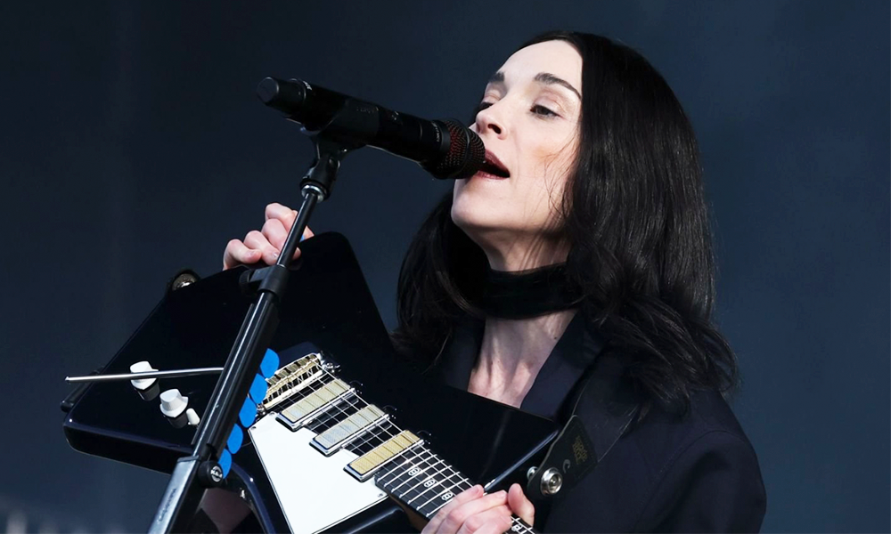 O novo single doido e dance e sobre unicórnio da St. Vincent. Gostamos!