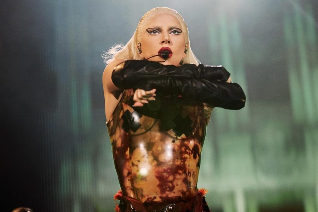 Top 5 shows – Semana monstruosa com Lady Gaga em Copa, um festival “diferente” e um show “das antigas” com  dezenas de hits