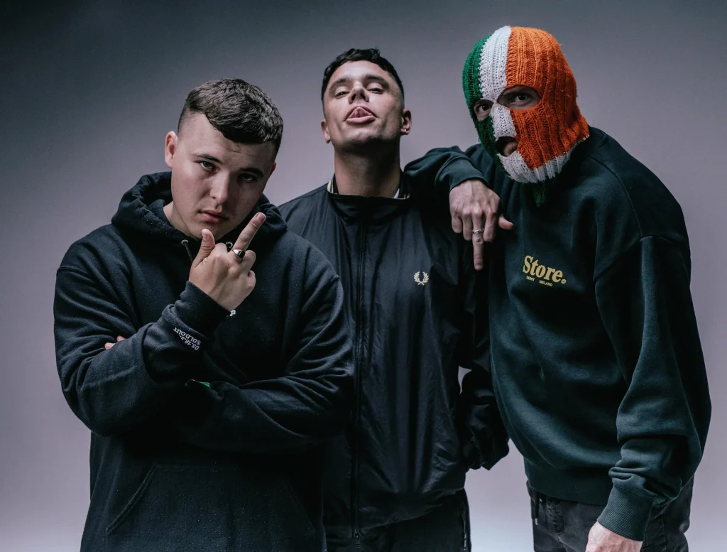 Kneecap contra o mundo, capítulo 75: governo da Hungria bane grupo irlandês no país, onde se apresentaria no Sziget Festival