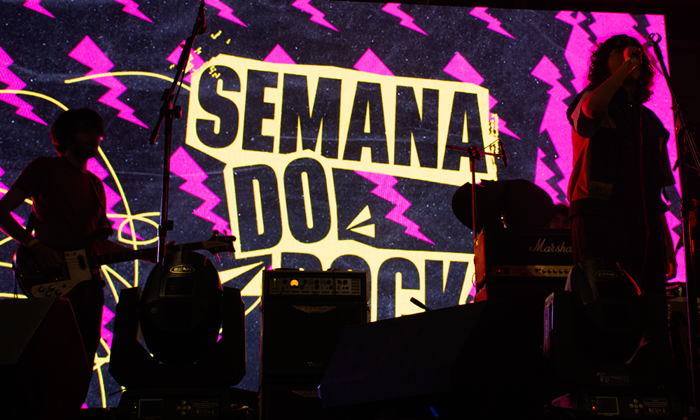CENA – A treta da Sophia Chablau e uma Enorme Perda de Tempo no Centro de SP. Ou finalmente o rock sendo rock no Dia do Rock. Mais:  Terno Rei e O Grilo levando os indies ao centrão