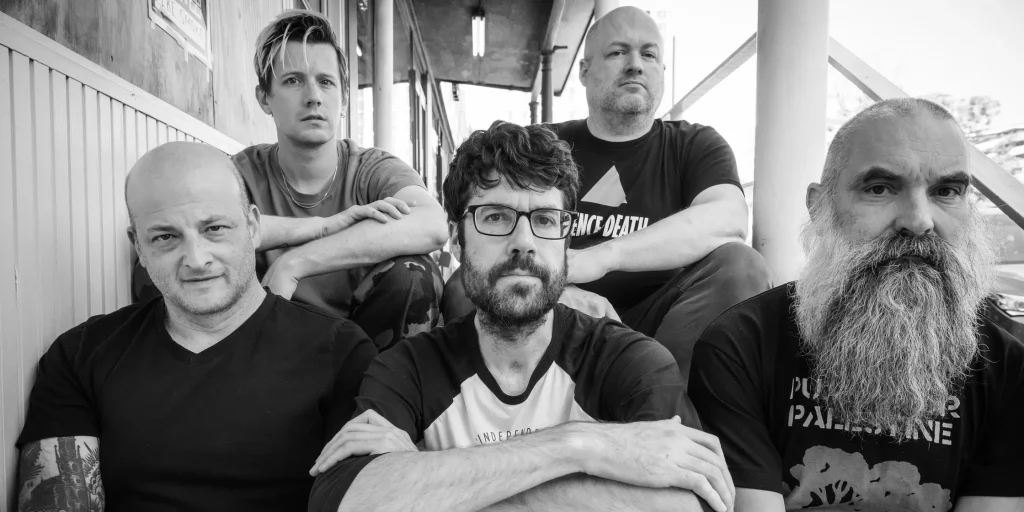 Popnotas – Black Eyes anuncia primeiro disco em 21 anos. E as novas músicas da Neko Case e do David Byrne