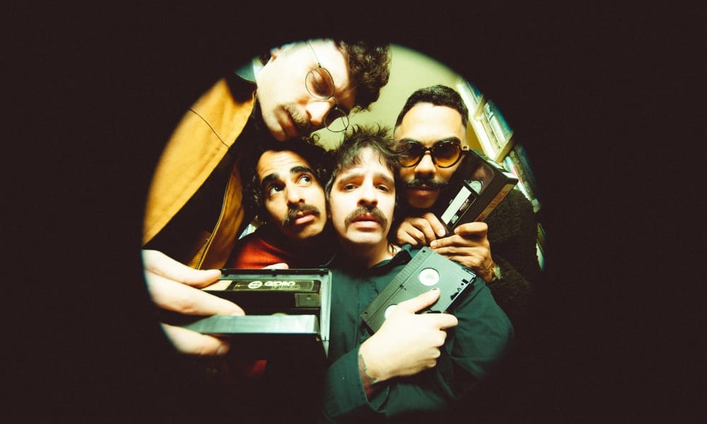 CENA – Walfredo em Busca da Simbiose celebra as “ovelhas negras” do mundo em “Rita Lee”, seu novo single extraterrestre