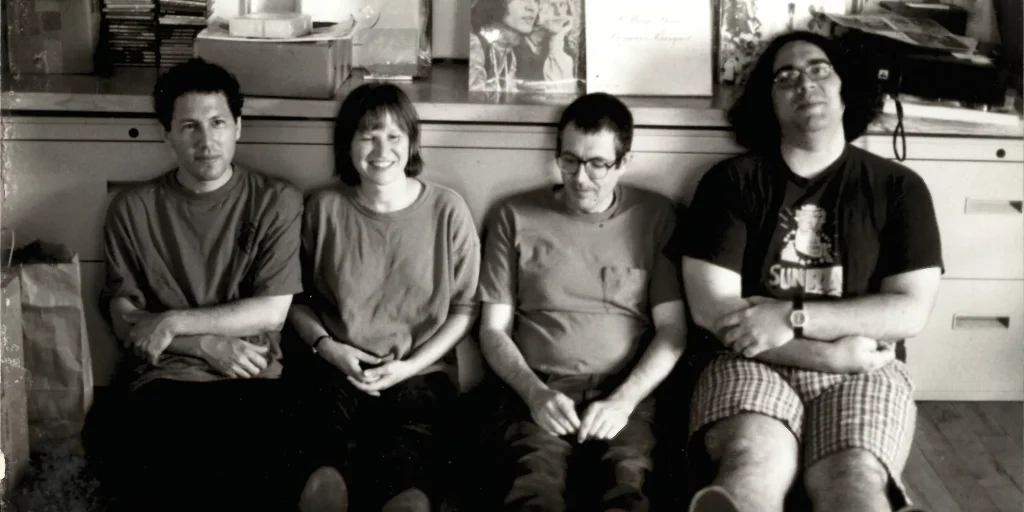 Estranho, porém verdadeiro: Yo La Tengo e Jad Fair resgatam disco raro, cult e excêntrico lá dos anos 90