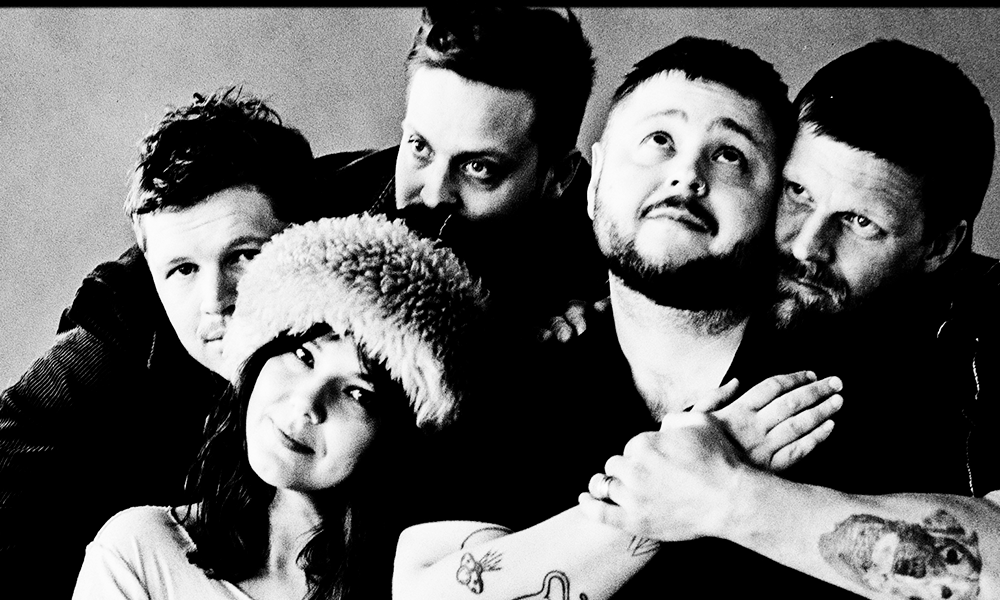 Popload entrevista – Ragnar Þórhallsson fala sobre o disco novo e o “efeito Islândia” no novo disco do grupo indie-folk Of Monsters and Men