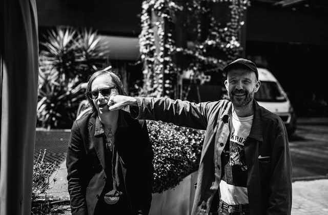 Popnotas – Refused vai mostrar para o mundo todo sua despedida em show final na Suécia. O encontro de Stephen Malkmus e Kurt Vile. E o Bob Dylan, 84, anunciando mais shows