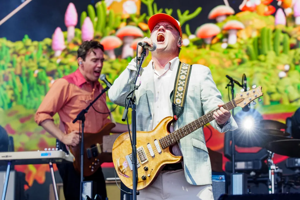 Look How Far… A volta “rápida” do Modest Mouse com o primeiro single em cinco anos