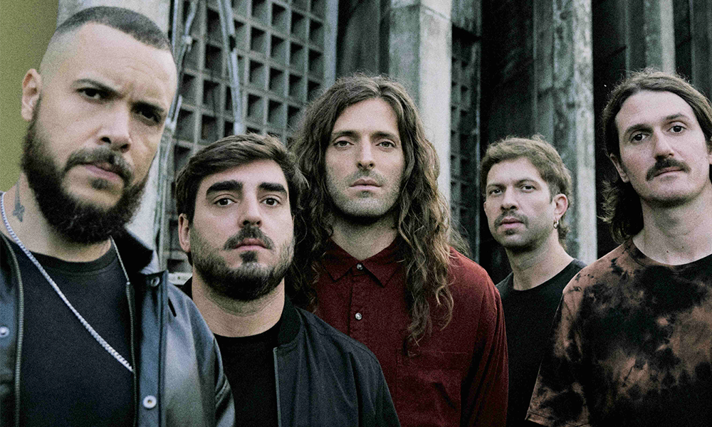Popnotas – As Last Dinner Party fizeram  cover de LCD Soundsystem. E ficou bom. Rancore mostra seu brio em “Brio”. O duo mineiro Paira na lista das bandas emergentes da inglesa “NME”. E o resgate de um White Stripes ao vivo maravilhoso