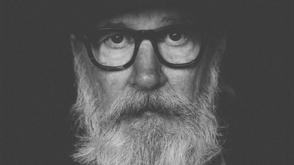 Indie com castanholas: Kurt Wagner anuncia a volta do Lambchop com primeiro disco em quatro anos e o Justin Vernon tocando banjo